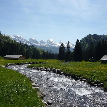 Nocleg ze śniadaniem & Z'morgae Schoenenboden
