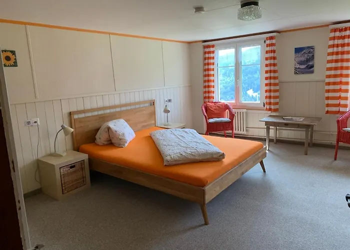 & Z'morgae Schoenenboden *