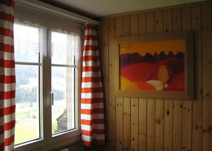 Zimmer & Z'Morgae Schoenenboden