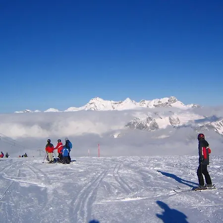 & Z'morgae Schoenenboden